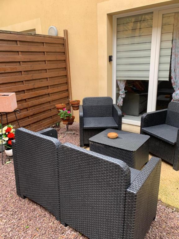 Appartement Duplex terrasse Sables d’or les pins 20 Allée des Acacias 22240 Fréhel