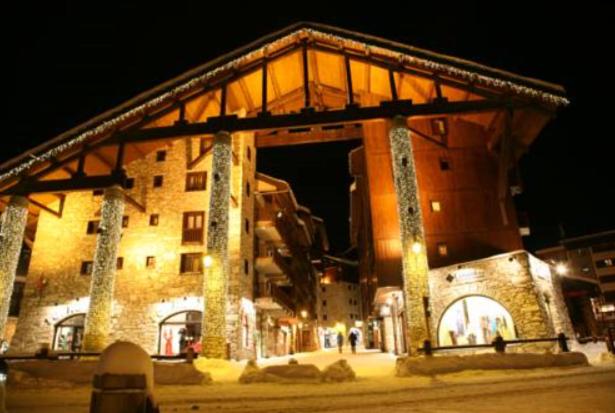 Appartement DUPLEX VAL VILLAGE 4 pieces -Venus 320- Val Village Entree Venus N°320 Avenue Olympique 73150 Val dʼIsère