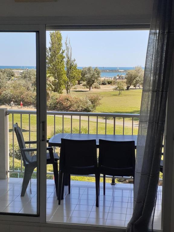 E27 Joli T2, vu mer, 4 pers, piscine, parking, clim Impasse des Sargasses, 34300 Le Cap d\'Agde