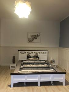 East Village No 5