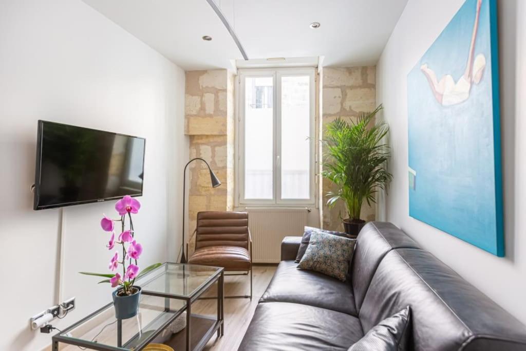 Appartement EasyLodge - Appartement centre-ville avec terrasse Bordeaux 14 Rue Garat 33000 Bordeaux