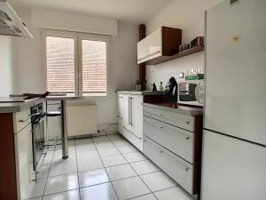 Appartement Echapée belle proche gare et centre ville 6 Rue de Fagnières 51000 Châlons-en-Champagne Champagne-Ardenne