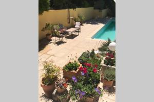 Ecrin de verdure avec accès piscine en plein Aix