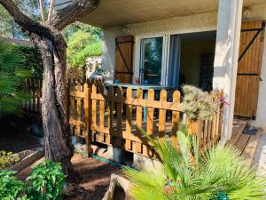 Appartement Ecrin de verdure sur Le Lavandou - Classement Tourisme 3 Etoiles 14 Rue Jean Moreas 83980 Le Lavandou Provence-Alpes-Côte d\'Azur