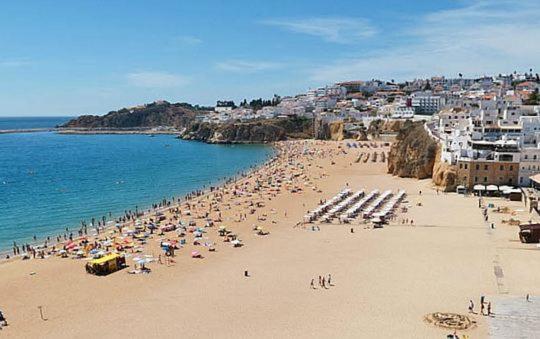 Edifício Albufeira 406 Largo 25 de Abril, Edifício Albufeira, Praia dos Pescadores 4º Andar, Apartamento 406, 8200-014 Albufeira