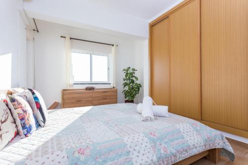 Edifício Rocha Vau Beach Apartment