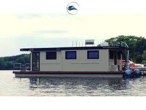 Editha Hausboot - Apartment auf Wellen