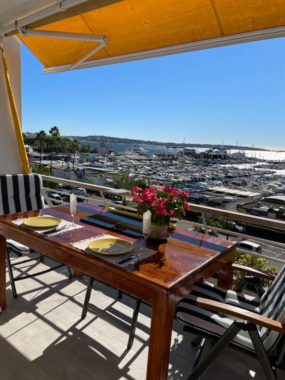 Appartement Een parel aan de Cote 'd Azur ! Residence  La Capitainerie 95 Avenue des Frères Roustan 06220 Vallauris