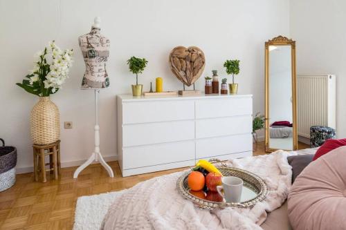EG Rechts -Wunderschöne 80m² große 3-Zimmer City Wohnung nähe Salzburg