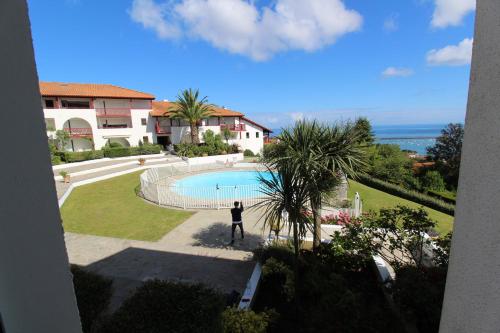 EGUSKY AVEC LES CLES DE SAINT JEAN DE LUZ