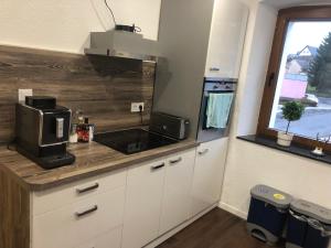 Appartement Eifel Zimmer Amsterdam inklusive WLAN, Küche, Kaffee, MTBs zentral am Marktplatz 2 Bahnhofstraße 53949 Dahlem Rhénanie du Nord - Westphalie