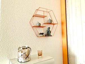 Eigenes Apartment im Herzen der Stadt mit Balkon und WLAN III
