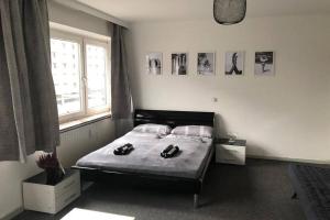 Ein helles und geräumiges Zimmer am Bremer Hauptbahnhof.