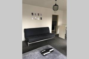 Ein helles und geräumiges Zimmer am Bremer Hauptbahnhof.