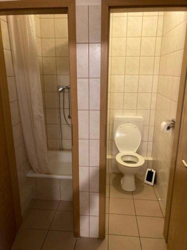 Einfaches grosse geräumiges Wohnung für Monteuren