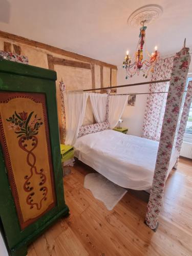 Eismauer Suite