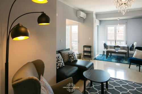Elegance Lisbon View 68 by Lisbonne Collection