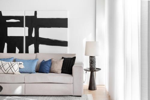 Elegant 1-BR Apartment in Perfect Centre