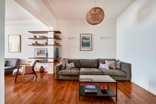 Elegant Apartment in Graça!