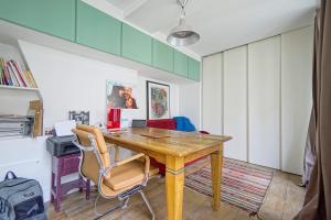 Elegant Apartment In The Marais Paris 3rd