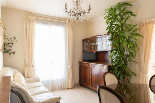 Elegant apt for 2 near the Montparnasse tower