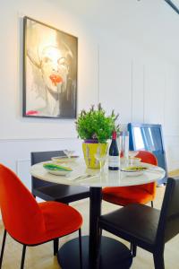 Elegant & Luminous 2-BR - Antibes City Center