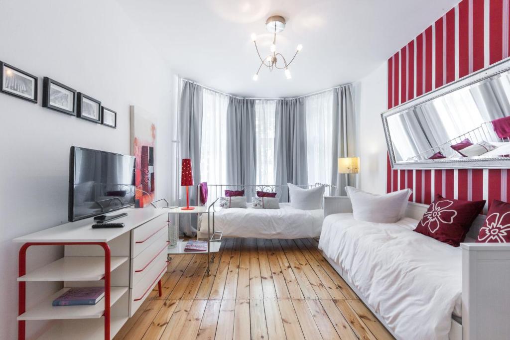 Elegantes 2-Zimmer-Apartment im Kiez von Prenzlauer Berg Pappelallee 15, 10437 Berlin