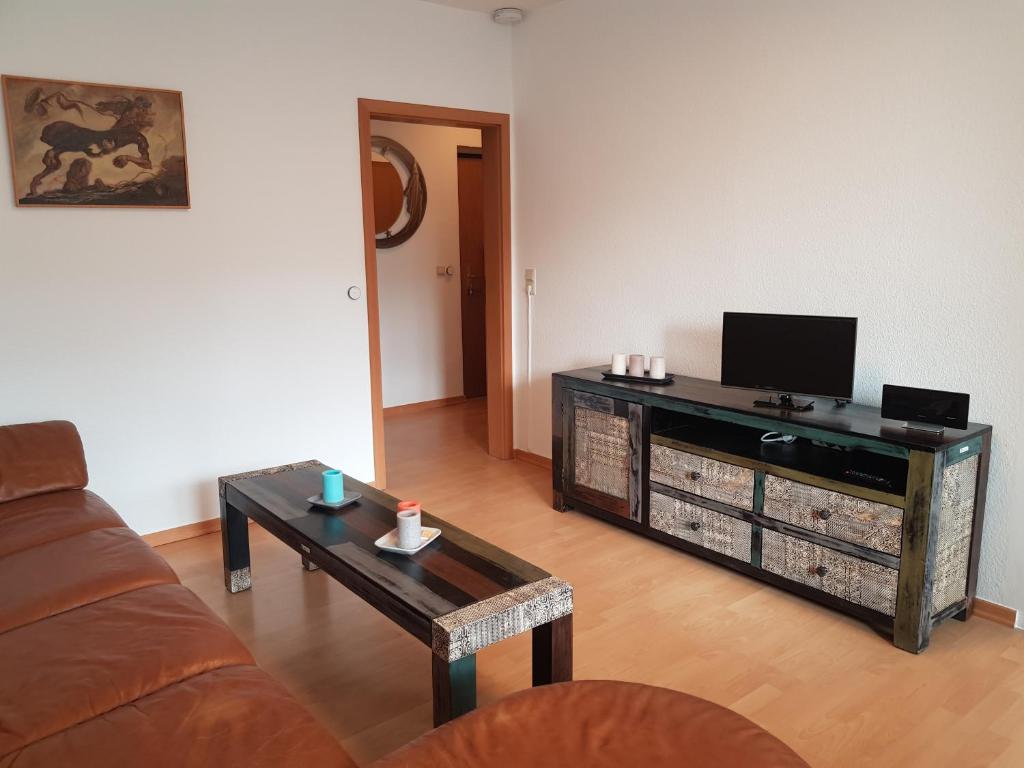 Appartement Elisenstrasse - Elbe und Terrassenufer, 34 qm 44 Elisenstraße 6. 01307 Dresde