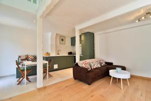 Emerald Beach Apartment