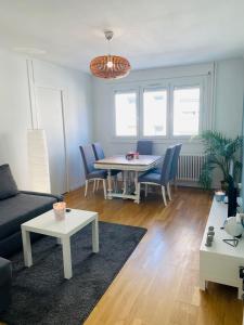 Appartement emplacement idéal/ tout confort/T4/garage/ calme 11 Rue Testenoire Lafayette 42100 Saint Etienne Rhône-Alpes