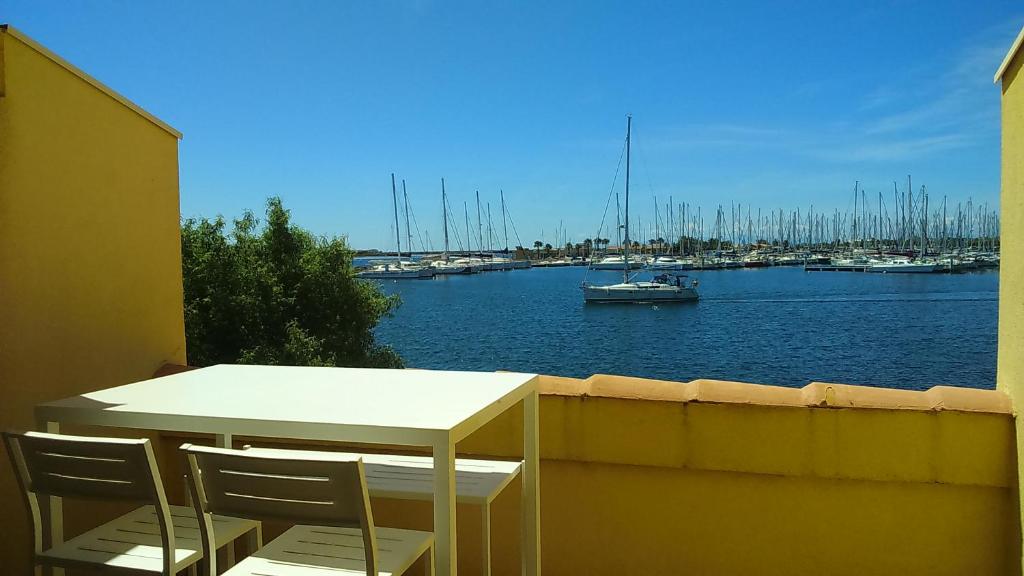 Appartement EN BORD DE MER Rue du compas 11430 Gruissan