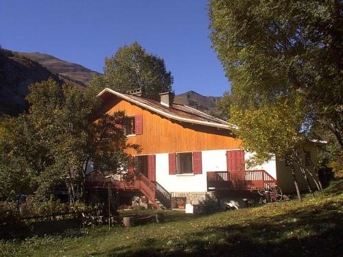 Appartement appartement en duplex dans un chalet typique rue des Plans Valloire