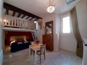 Appartement En plein Coeur : charmant gite centre Amboise 18 Rue de la Concorde 37400 Amboise Région Centre