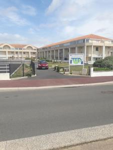 Appartement EN VENDEE à saint hilaire de riez DUPLEX 4/6pers 125 Avenue de la Corniche 85270 Saint-Hilaire-de-Riez Pays de la Loire