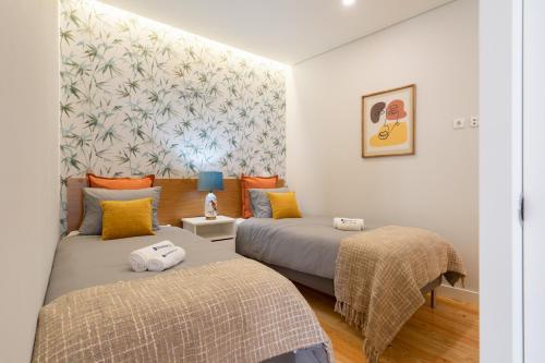 Enchanting Design Flat - Premium Location
