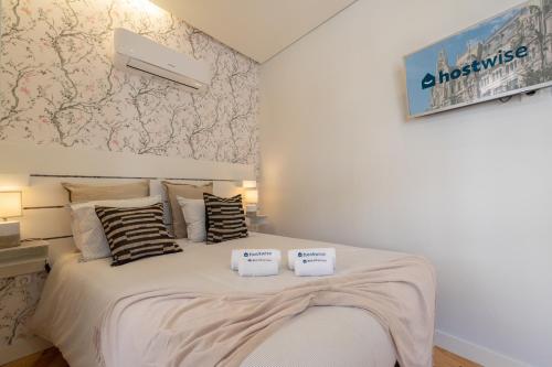 Enchanting Design Flat - Premium Location