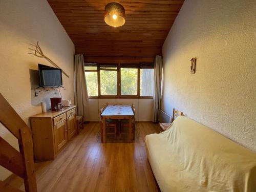 Appartement Enchastrayes, 2 pièces, 6 personnes - FR-1-165A-165 Enchastrayes france