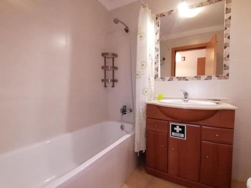 Encosta da Marina Beach Apartment