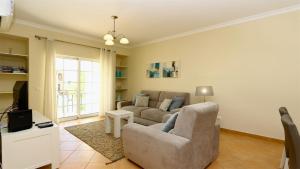 Encosta das Oliveiras, Cleverdetails CD 247