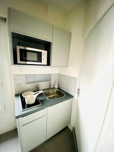 ENGHIEN-LES-BAINS: studio au cœur du centre ville.
