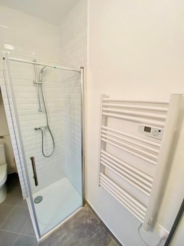 ENGHIEN-LES-BAINS: studio au cœur du centre ville.