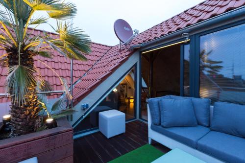 English Romance Penthouse