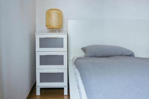 Enjoy VIEW apartment - ocean, surf, beach, eat & work