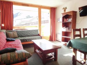 Enticing Apartment in M ribel with Balcony