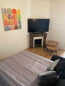 entire apartment for 6 people