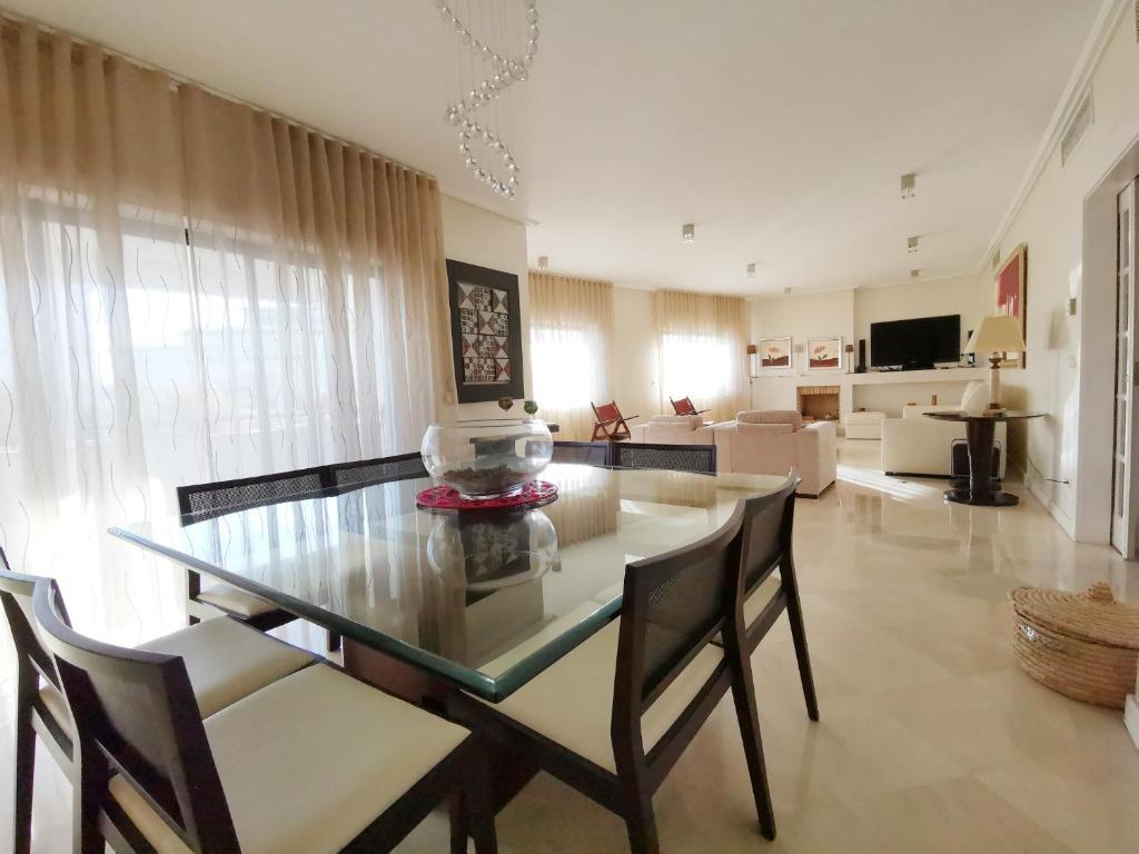 Appartement Entire floor parque nacoes prime apartments expo30 D. Joao II 6 2º 1990-090 Lisbonne