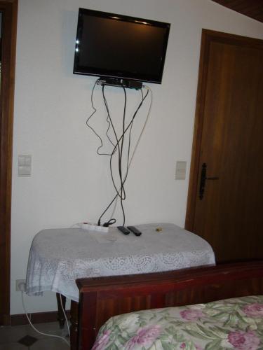 Appartement Entre MEDITERRANEE et PYRENEES, à la port de l'ESPAGNE 27 Rue des Oliviers 66690 Sorède Languedoc-Roussillon