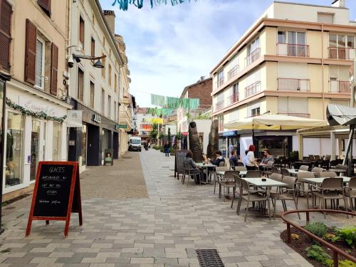 ⁂⁂ EPINAL Hyper centre / Rue piétonne ! ⁂⁂