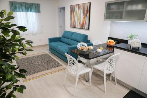 Ericeira Holiday House - Centre of the Village