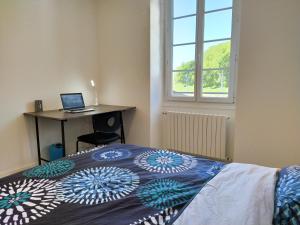 Eroso Saint Esprit proche gare WIFI bureaux